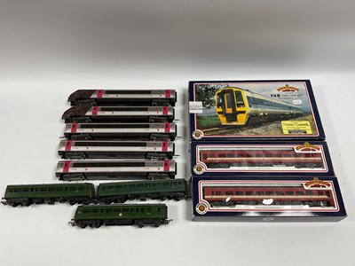 Lot 570 - Three 'OO' Gauge/4mm D.M.U.Sets, to incude a...