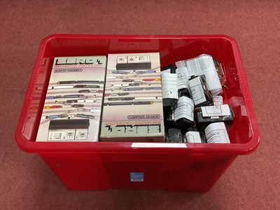 Lot 40 - A quantity of Hornby Zero-1 model railway...