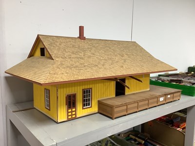 Lot 1 - A scratch/kit-built G scale rural American...