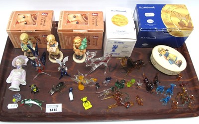Lot 1412 - Four vintage boxed German Goebel figures...