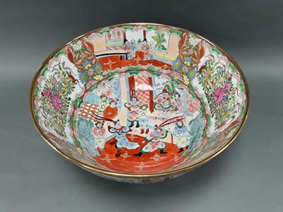 Lot 1280 - An oversized late 20th century Chinese Canton...