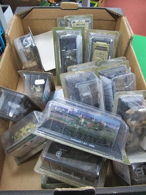 Lot 356 - Twenty One Amer Com Plastic Model Tanks and...