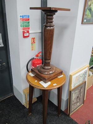 Lot 1659 - XX Century Stained Mahogany Pedestal Table,...