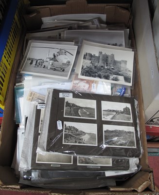 Lot 1262 - A large quantity of assorted vintage ephemera,...