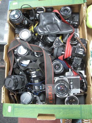 Lot 1244 - A large collection of vintage 35mm SLR film...