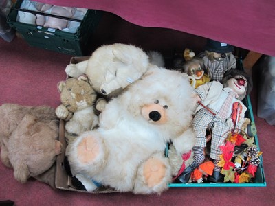 Lot 1492 - Large collection of vintage toys, including...