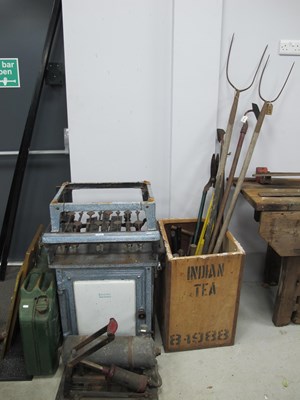 Lot 1058 - Kingsway New World Engineering Cooker,...