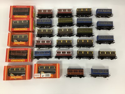Lot 98 - Twenty-seven Hornby 00 gauge four-wheel...