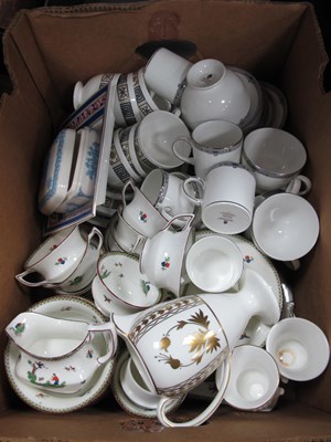 Lot 1126 - Vintage Wedgwood and Aynsley porcelains,...