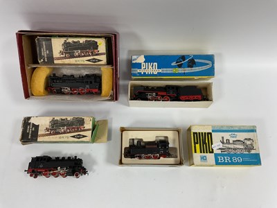Lot 741 - Four 'HO' Gauge Continental Outline Boxed...