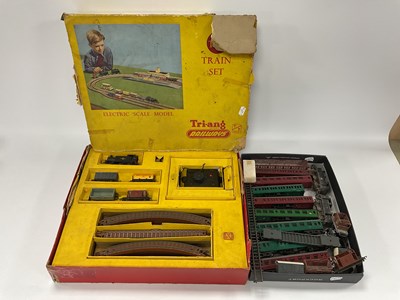 Lot 50 - A boxed Triang TT TBX Train Set with "Jinty"...