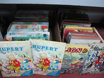 Lot 1136 - Vintage annuals and comics, in large quantity,...