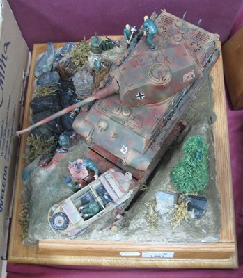 Lot 1481 - Handmade and hand-painted WW2 military diorama...