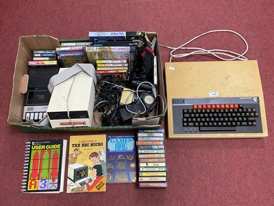 Lot 710 - Retro Technology : A Circa 1980's BBC B...
