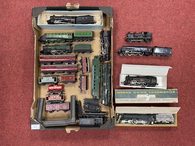 Lot 571 - Hornby Dublo 'OO' Gauge/4mm Rolling Stock and...