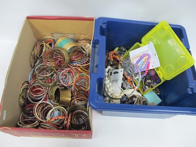 Lot 1070 - A Quantity of Modern Costume Jewellery,...