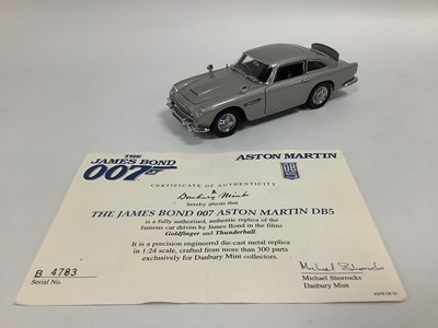 Lot 897 - A Danbury Mint 1:24 Scale Precision Diecast...