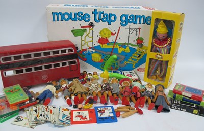 Lot 1041 - A Pelham Puppet #SS6 Clown, boxed, wooden peg...