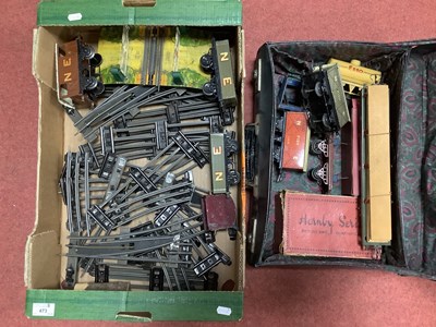 Lot 473 - A Quantity of Mainly Pre-War Hornby 'O' Gauge...