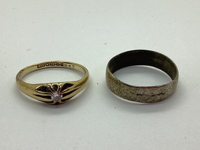 Lot 107 - An 18ct Gold Diamond Set Ring, the brilliant...