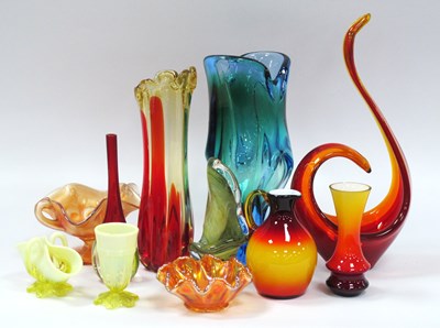 Lot 1355 - Art Glass Items, including a large...