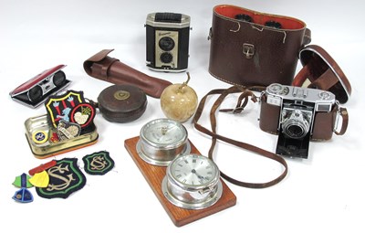 Lot 1510 - Collectables, including a cased Zeiss Ikon...