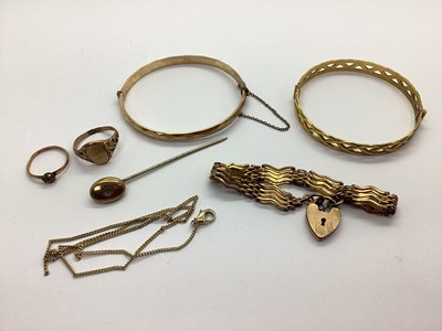 Lot 182 - A Gilt Coloured Wavy Gate Style Bracelet, to...