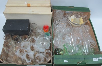 Lot 1024 - Glassware, including a Brooks & Bentley...