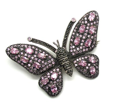 Lot 198 - A Decorative Butterfly Brooch, claw set...