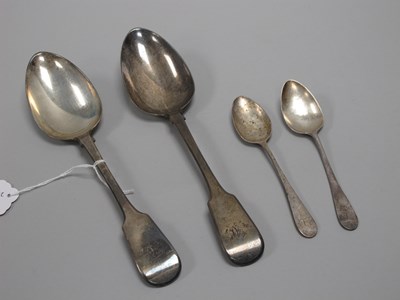 Lot 38 - A Pair of Georgian Hallmarked Silver Fiddle...
