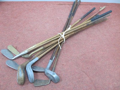 Lot 1529 - Golf - Hickory shafted clubs, Pyramid special...