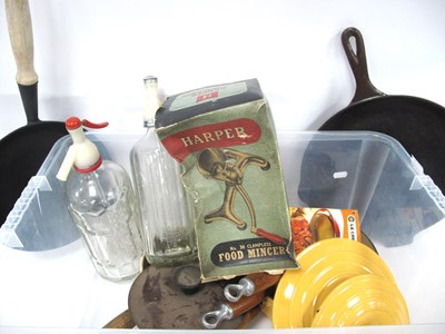 Lot 1202 - Kitchenware, including French Le Creuset cast...