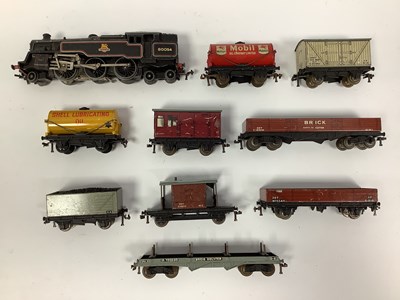 Lot 446 - A Hornby Dublo 3-Rail 'OO'Gauge 4MT 2-6-4...