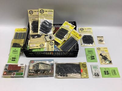 Lot 627 - A Quantity of '00' Gauge/4mm Scale Rolling...