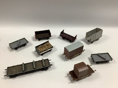 Lot 596 - Nine kit-built O gauge wagons in varying...