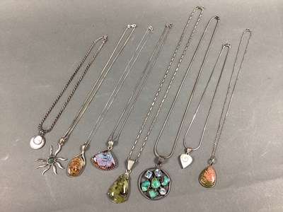Lot 231 - A Collection of Polished Hardstone and Other...