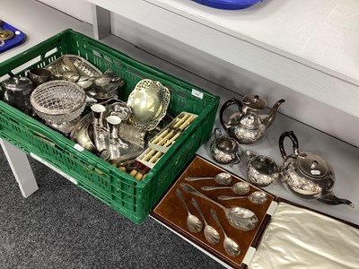 Lot 352 - A Collection of Assorted Plated Ware,...