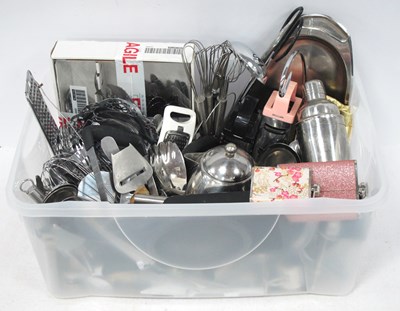 Lot 1197 - A Quantity of Assorted Kitchenalia :- One Box
