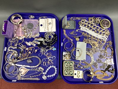 Lot 359 - A Collection of Modern Costume Jewellery, to...