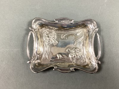 Lot 23 - A Decorative Art Nouveau Hallmarked Silver...