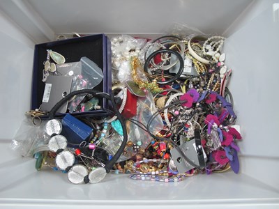 Lot 1103 - A Quantity of Assorted Modern Costume...