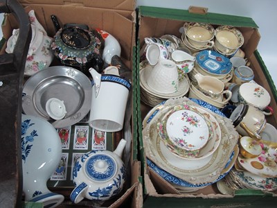 Lot 1069 - Ceramics and Ephemera, including Spode...