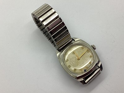 Lot 392 - Rolex; A c.1940's Oyster Gent's Wristwatch,...