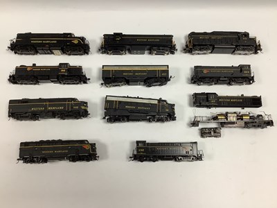 Lot 604 - Eleven HO scale "Western Maryland" diesel...