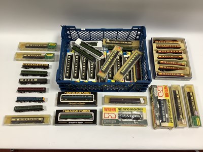 Lot 592 - Approximately Thirty Six 'N' Gauge/2mm Items...