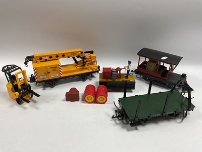 Lot 562 - Four 'G' Gauge/10mm Unboxed Four Wheel Items,...