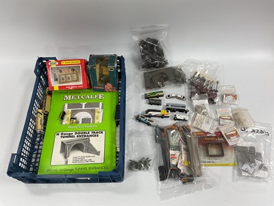 Lot 797 - A Quantity of 'N' Gauge Scenic Accessories and...
