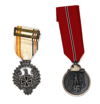 Lot 673 - WWII German Eastern Front Medal, unclear maker...