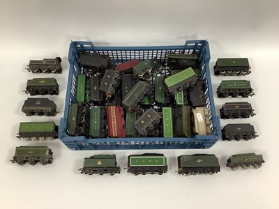 Lot 768 - Forty 'OO' Gauge/4mm Six and Eight Wheel...