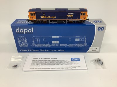 Lot 753 - A Boxed Dapol '00' Gauge Class 73...